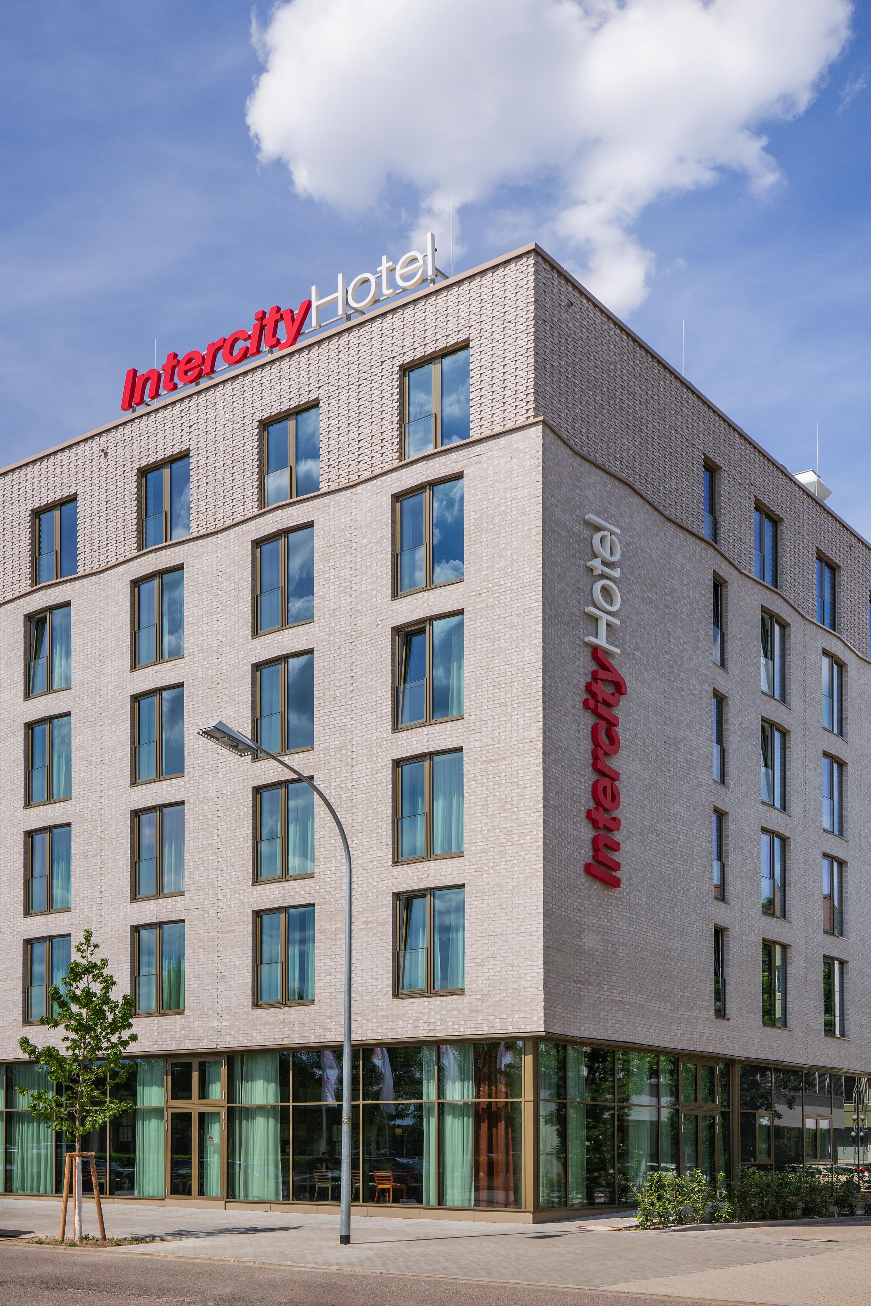 Intercityhotel סארברוקן מראה חיצוני תמונה